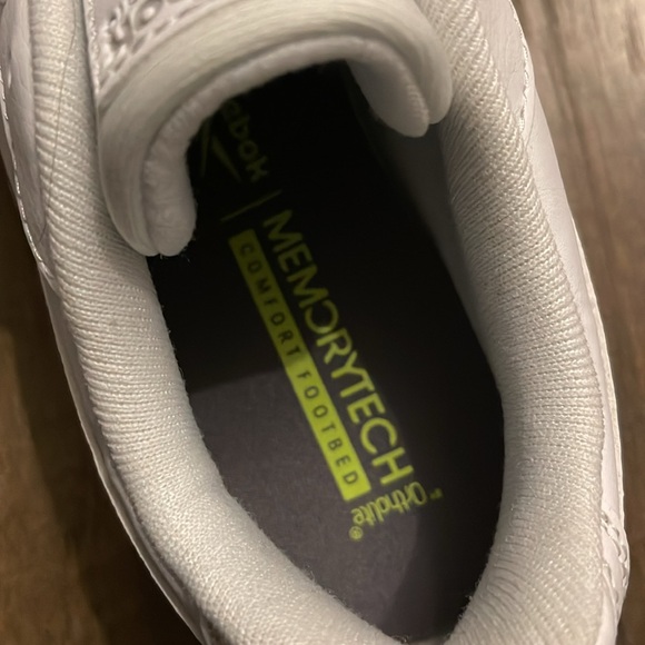 Reebok classic trainers, gym shoes, white, leather, sneakers, platform, active - Picture 3 of 4